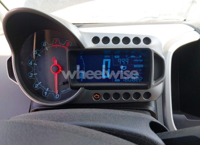 Photo 7 of 2015 Chevrolet Sonic LT AUTO (VIN 1G1JC5SH0F4164225)