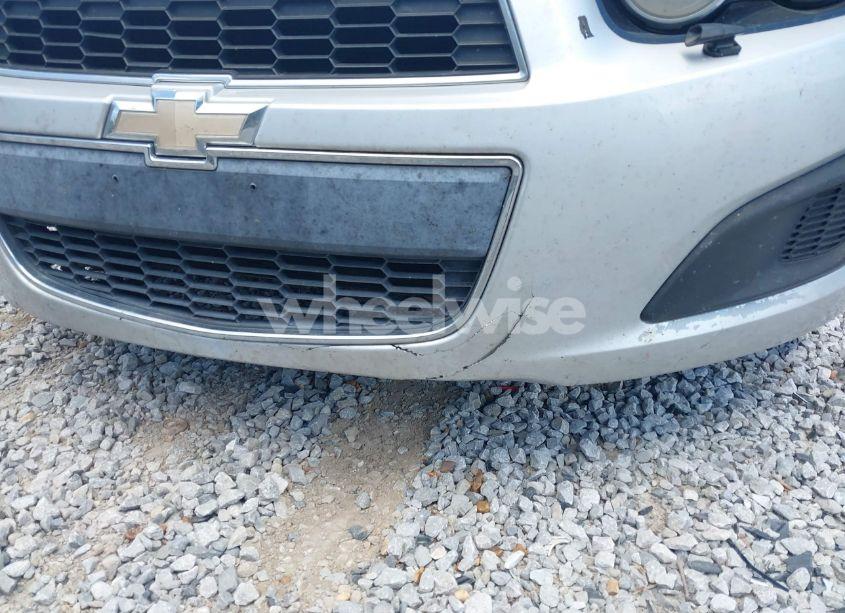 Photo 6 of 2015 Chevrolet Sonic LT AUTO (VIN 1G1JC5SH0F4168226)