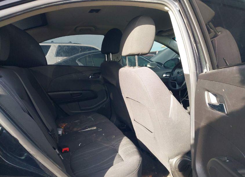 Photo 8 of 2015 Chevrolet Sonic LT AUTO (VIN 1G1JC5SH0F4175208)