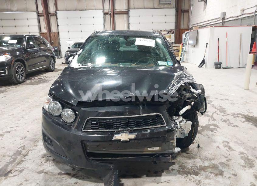 Photo 11 of 2015 Chevrolet Sonic LT AUTO (VIN 1G1JC5SH0F4183048)