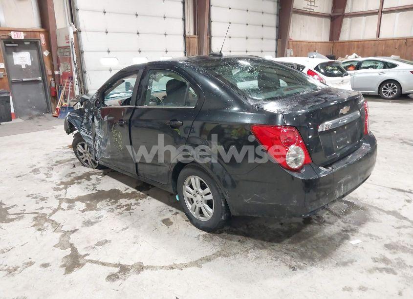 Photo 3 of 2015 Chevrolet Sonic LT AUTO (VIN 1G1JC5SH0F4183048)