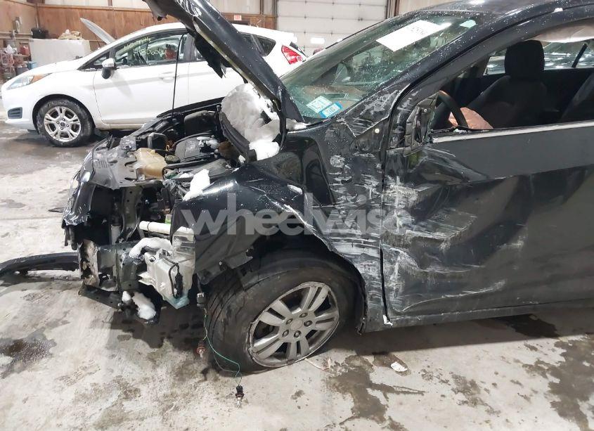 Photo 6 of 2015 Chevrolet Sonic LT AUTO (VIN 1G1JC5SH0F4183048)