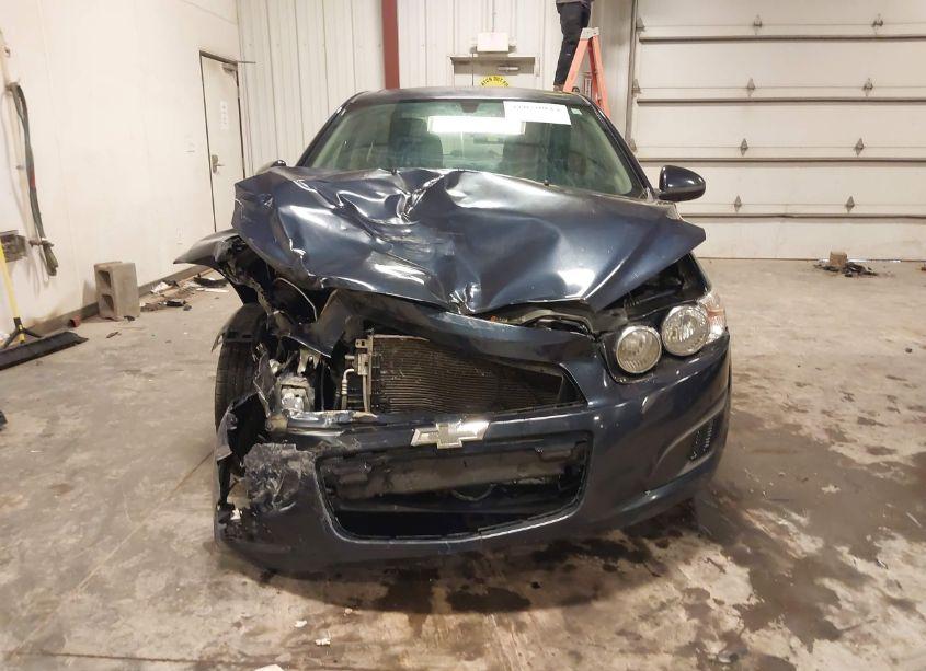 Photo 12 of 2015 Chevrolet Sonic LT AUTO (VIN 1G1JC5SH0F4216436)