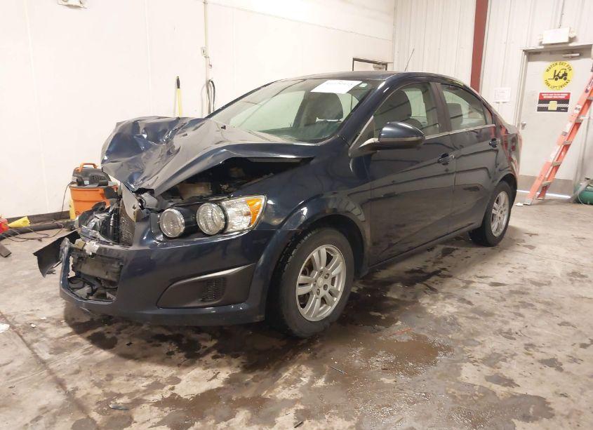 Photo 2 of 2015 Chevrolet Sonic LT AUTO (VIN 1G1JC5SH0F4216436)