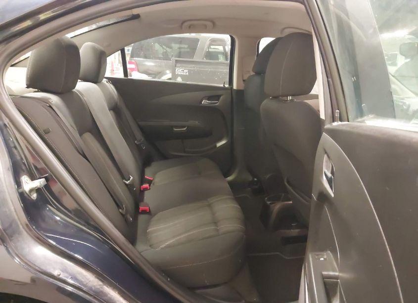 Photo 8 of 2015 Chevrolet Sonic LT AUTO (VIN 1G1JC5SH0F4216436)