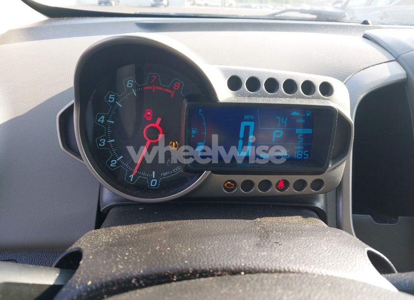 Photo 7 of 2016 Chevrolet Sonic LT (VIN 1G1JC5SH0G4108237)