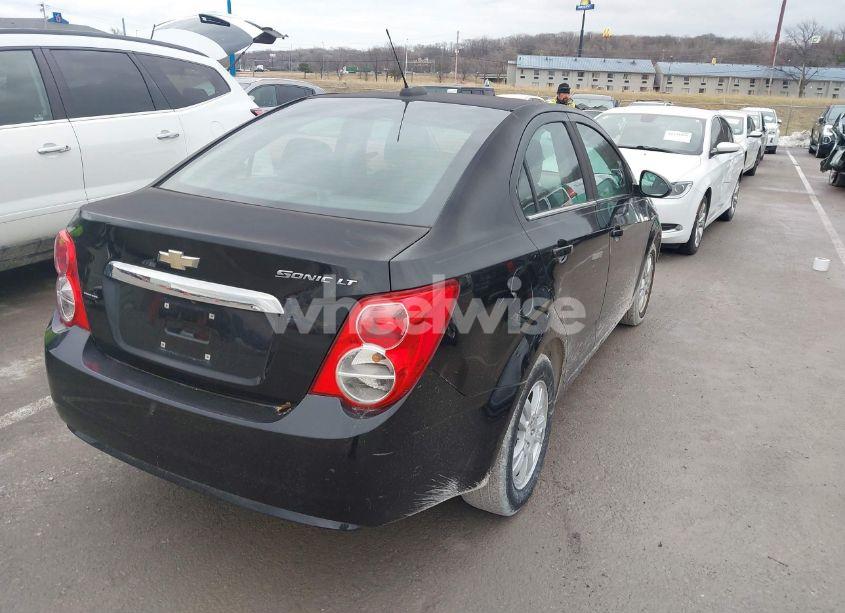 Photo 4 of 2016 Chevrolet Sonic LT AUTO (VIN 1G1JC5SH0G4157504)