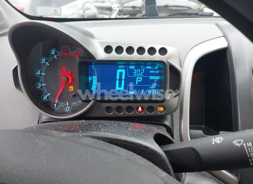 Photo 7 of 2016 Chevrolet Sonic LT AUTO (VIN 1G1JC5SH0G4157504)