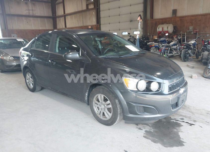 2016 Chevrolet Sonic LT AUTO (VIN 1G1JC5SH0G4170981) main photo