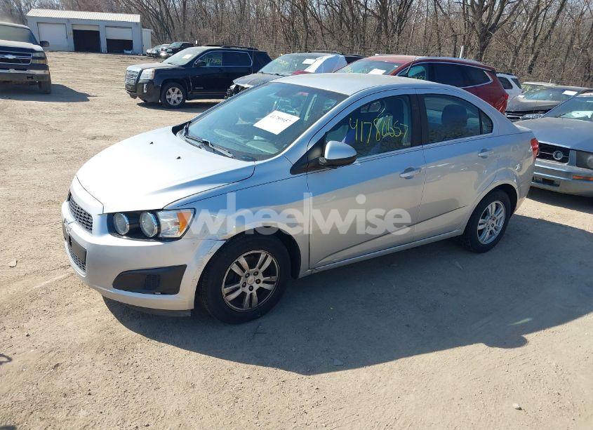 Photo 2 of 2012 Chevrolet Sonic 2LT (VIN 1G1JC5SH1C4111903)