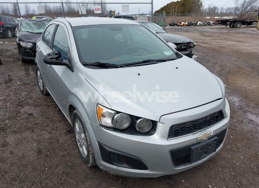 2012 Chevrolet Sonic 2LT (VIN 1G1JC5SH1C4124943) main photo