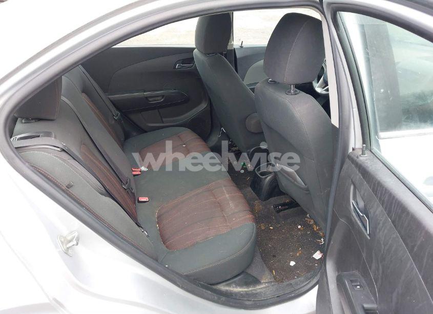 Photo 8 of 2012 Chevrolet Sonic 2LT (VIN 1G1JC5SH1C4124943)