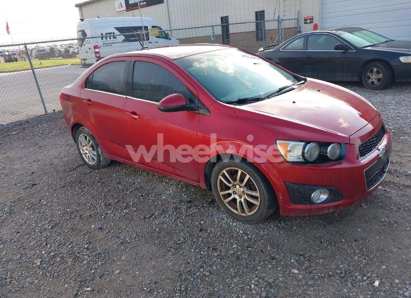 2012 Chevrolet Sonic 2LT (VIN 1G1JC5SH1C4136428) main photo