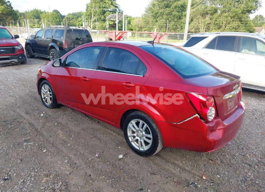Photo 3 of 2012 Chevrolet Sonic 2LT (VIN 1G1JC5SH1C4136428)