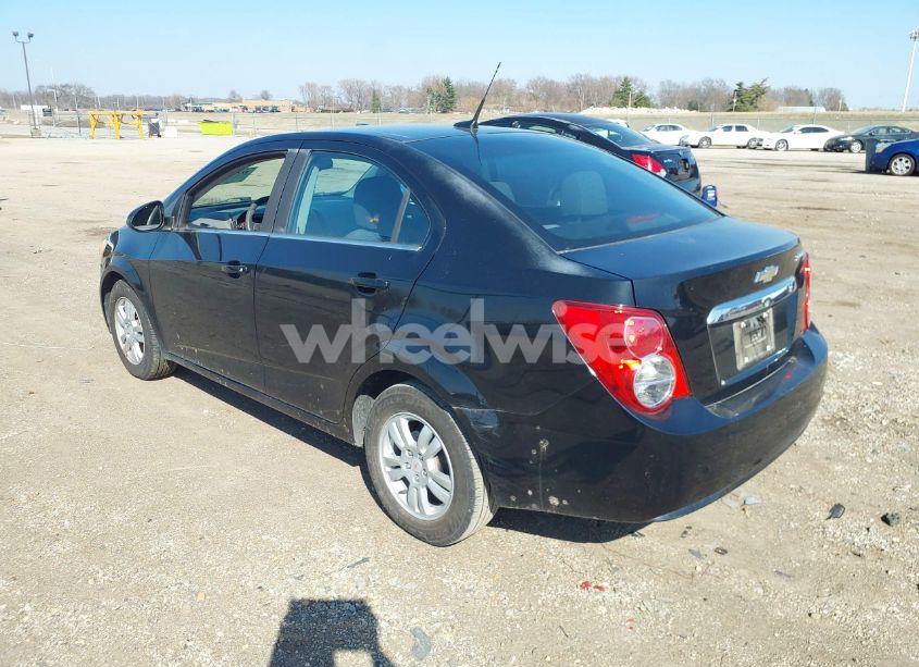 Photo 3 of 2012 Chevrolet Sonic 2LT (VIN 1G1JC5SH1C4147803)