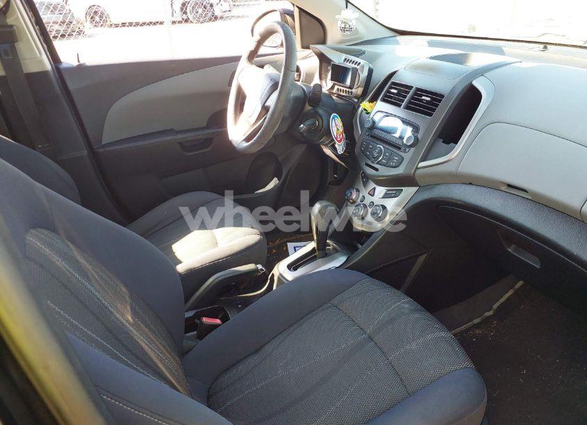 Photo 5 of 2012 Chevrolet Sonic 2LT (VIN 1G1JC5SH1C4147803)