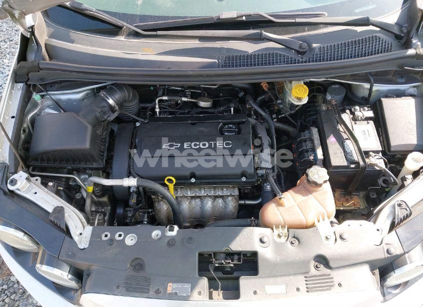 Photo 10 of 2014 Chevrolet Sonic LT AUTO (VIN 1G1JC5SH1E4100855)