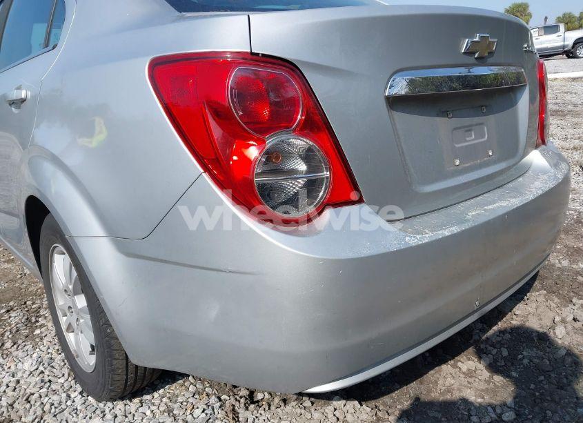 Photo 15 of 2014 Chevrolet Sonic LT AUTO (VIN 1G1JC5SH1E4100855)