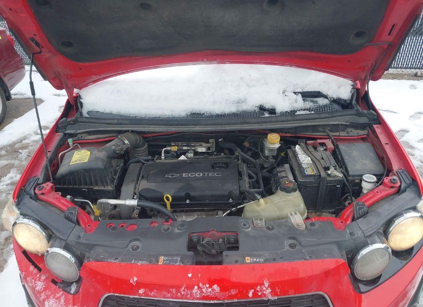 Photo 10 of 2014 Chevrolet Sonic LT AUTO (VIN 1G1JC5SH1E4139686)