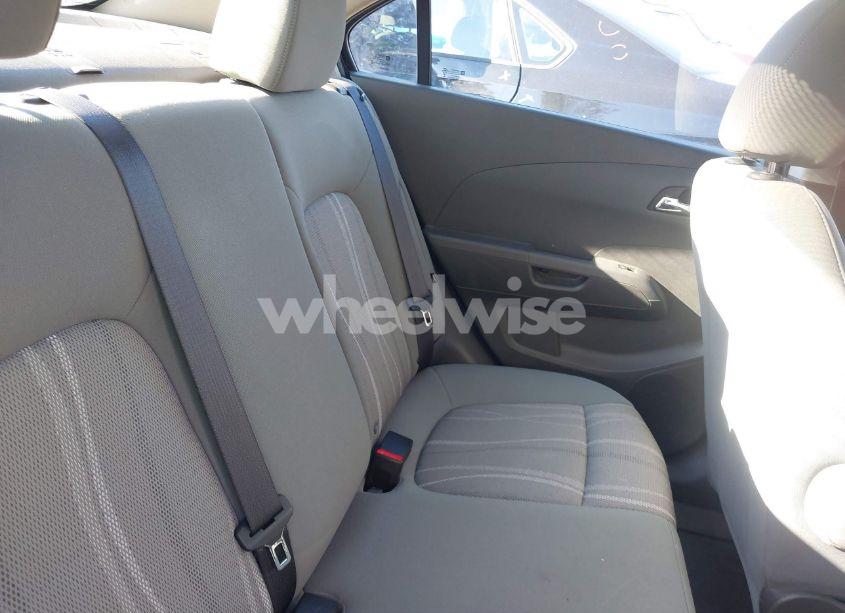 Photo 8 of 2015 Chevrolet Sonic LT AUTO (VIN 1G1JC5SH1F4125031)