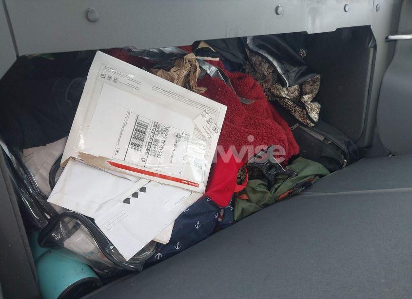 Photo 12 of 2015 Chevrolet Sonic LT AUTO (VIN 1G1JC5SH1F4126633)