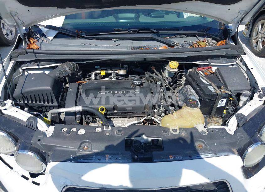 Photo 10 of 2015 Chevrolet Sonic LT AUTO (VIN 1G1JC5SH1F4148308)