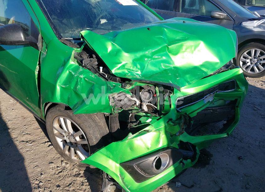 Photo 6 of 2015 Chevrolet Sonic LT AUTO (VIN 1G1JC5SH1F4149779)