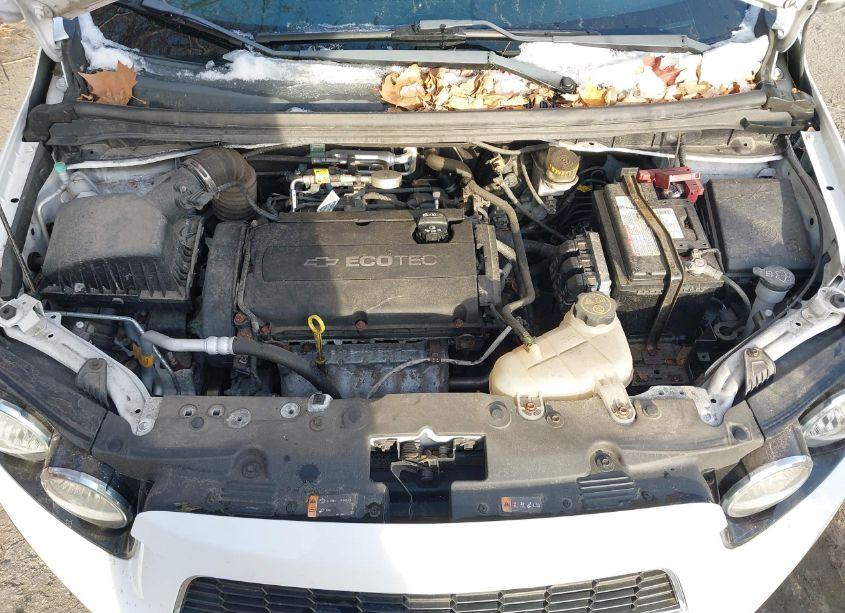 Photo 10 of 2015 Chevrolet Sonic LT AUTO (VIN 1G1JC5SH1F4155520)