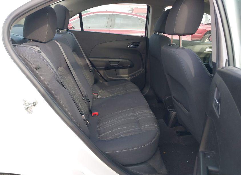 Photo 8 of 2016 Chevrolet Sonic LT AUTO (VIN 1G1JC5SH1G4159617)