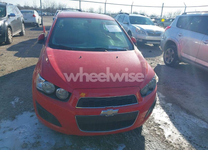 Photo 6 of 2016 Chevrolet Sonic LT AUTO (VIN 1G1JC5SH1G4179916)