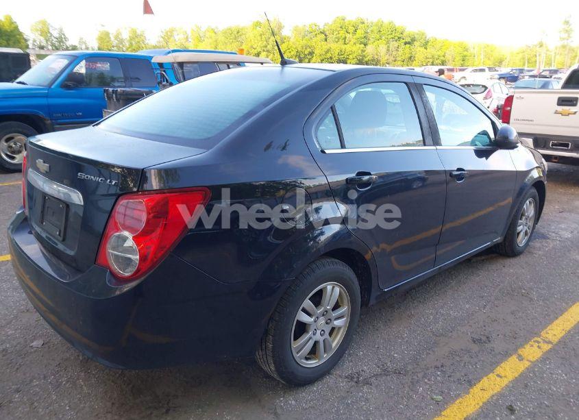 Photo 4 of 2012 Chevrolet Sonic 2LT (VIN 1G1JC5SH2C4108119)