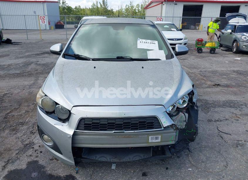 Photo 13 of 2012 Chevrolet Sonic 2LT (VIN 1G1JC5SH2C4143923)