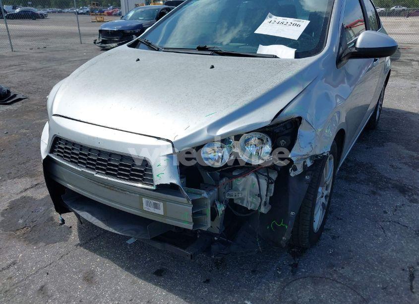 Photo 6 of 2012 Chevrolet Sonic 2LT (VIN 1G1JC5SH2C4143923)