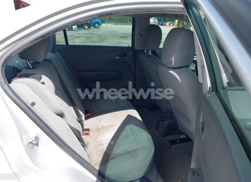 Photo 8 of 2012 Chevrolet Sonic 2LT (VIN 1G1JC5SH2C4143923)
