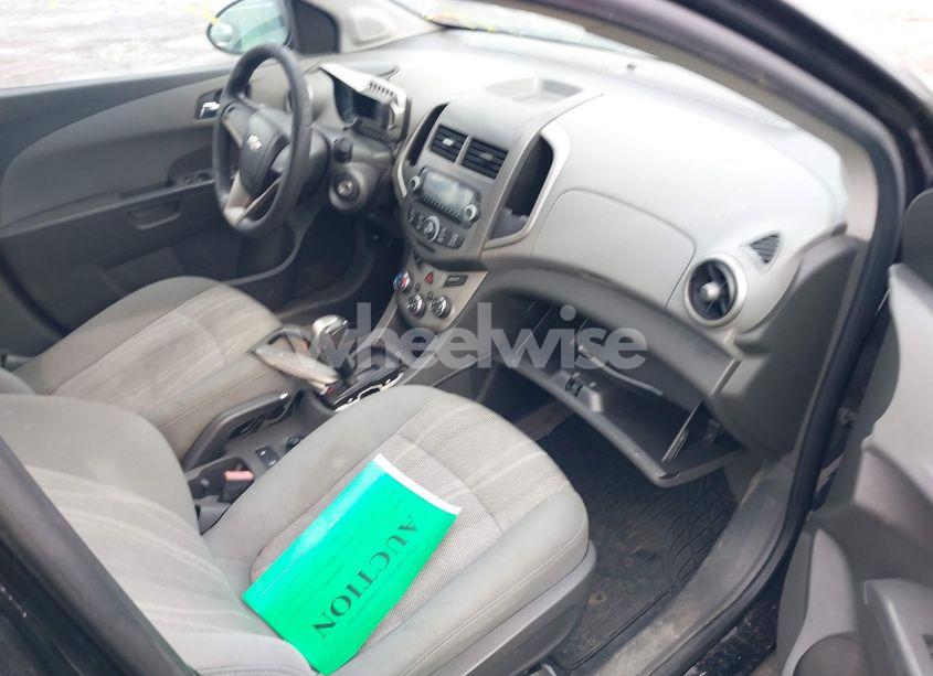 Photo 5 of 2012 Chevrolet Sonic 2LT (VIN 1G1JC5SH2C4182219)