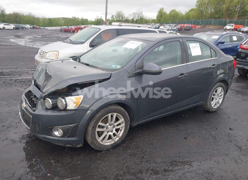 Photo 2 of 2012 Chevrolet Sonic 2LT (VIN 1G1JC5SH2C4182267)