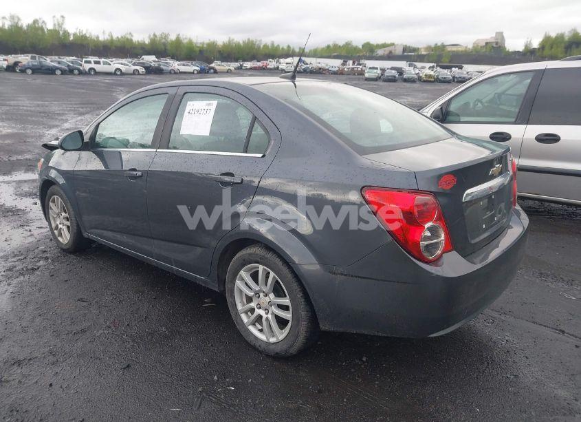 Photo 3 of 2012 Chevrolet Sonic 2LT (VIN 1G1JC5SH2C4182267)