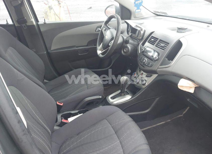 Photo 5 of 2012 Chevrolet Sonic 2LT (VIN 1G1JC5SH2C4182267)