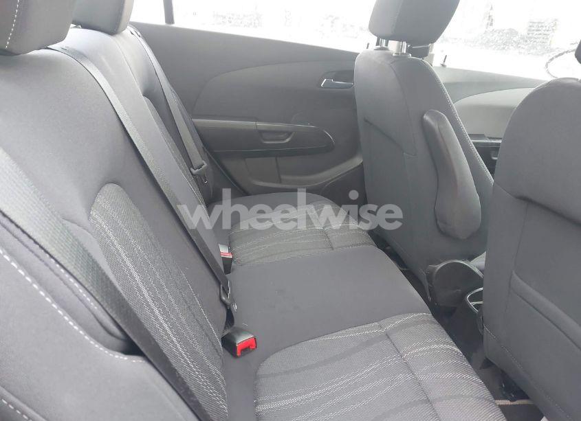 Photo 8 of 2012 Chevrolet Sonic 2LT (VIN 1G1JC5SH2C4182267)