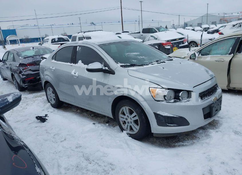 2012 Chevrolet Sonic 2LT (VIN 1G1JC5SH2C4227594) main photo