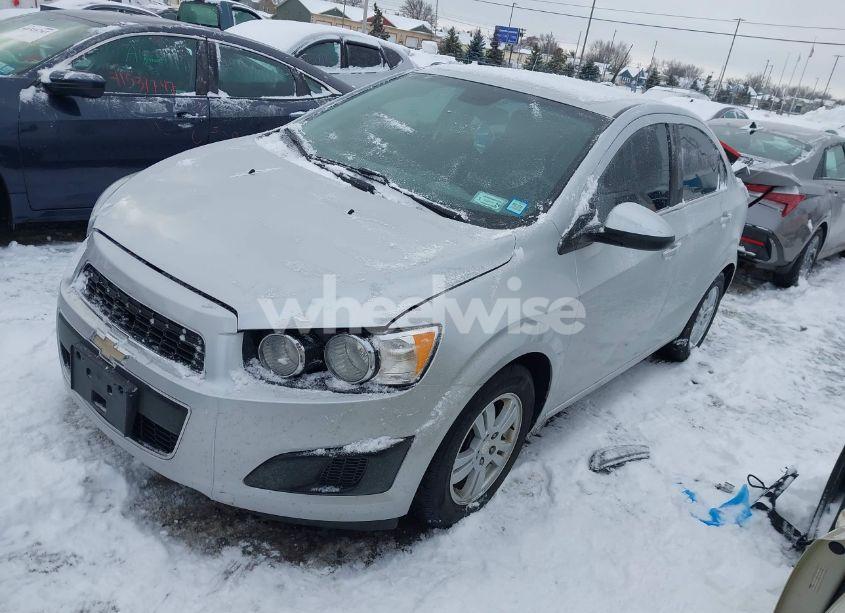 Photo 2 of 2012 Chevrolet Sonic 2LT (VIN 1G1JC5SH2C4227594)