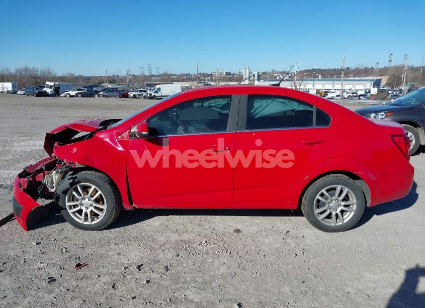 Photo 14 of 2013 Chevrolet Sonic LT AUTO (VIN 1G1JC5SH2D4128212)