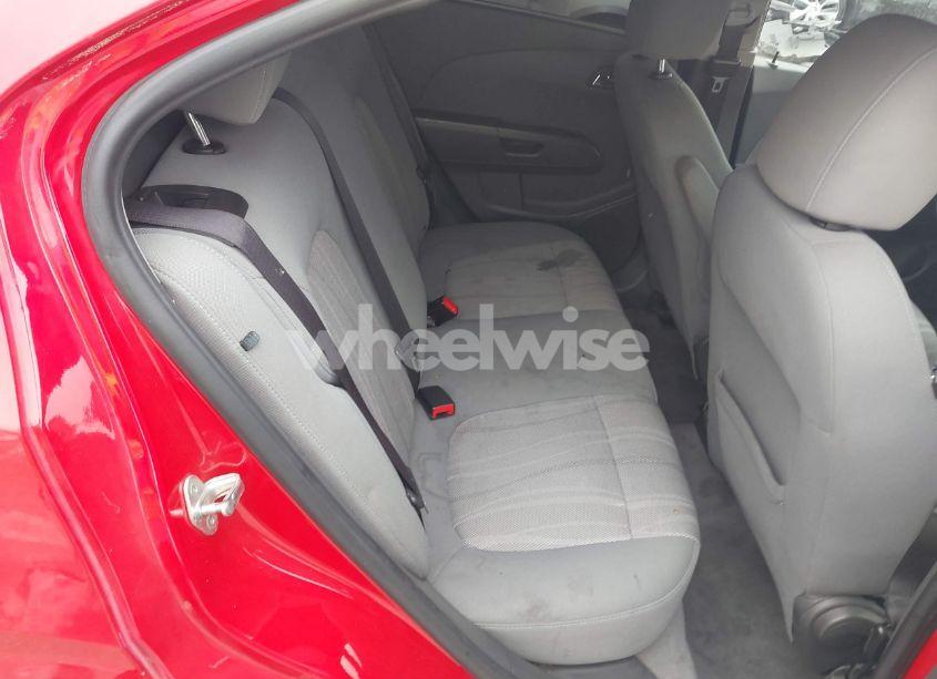 Photo 8 of 2013 Chevrolet Sonic LT AUTO (VIN 1G1JC5SH2D4211008)