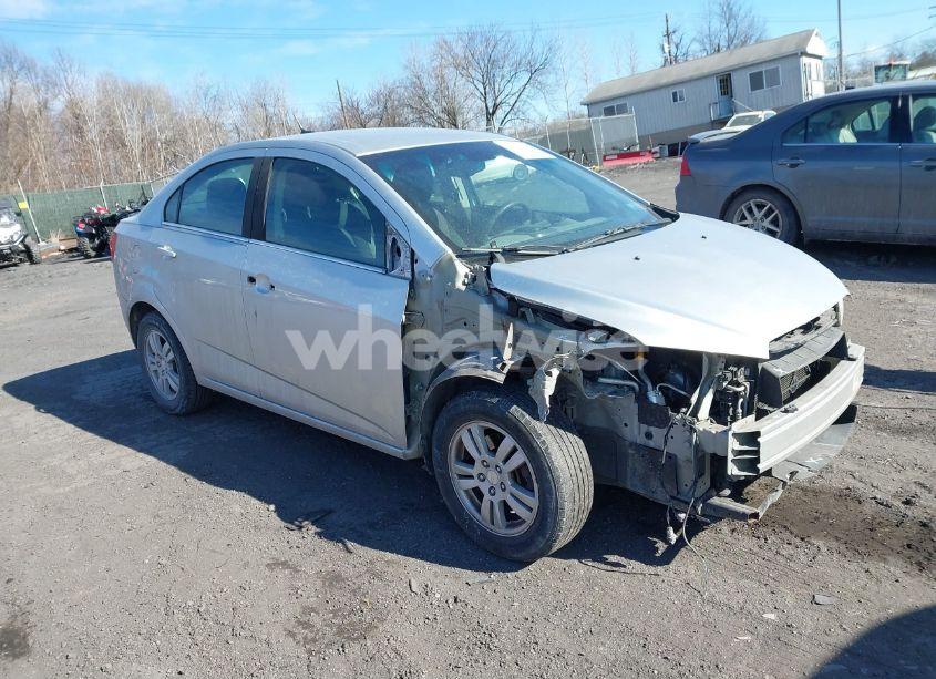 2014 Chevrolet Sonic LT AUTO (VIN 1G1JC5SH2E4101013) main photo