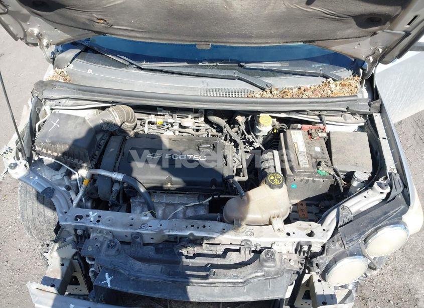 Photo 10 of 2014 Chevrolet Sonic LT AUTO (VIN 1G1JC5SH2E4101013)