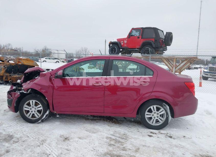 Photo 14 of 2014 Chevrolet Sonic LT AUTO (VIN 1G1JC5SH2E4110973)