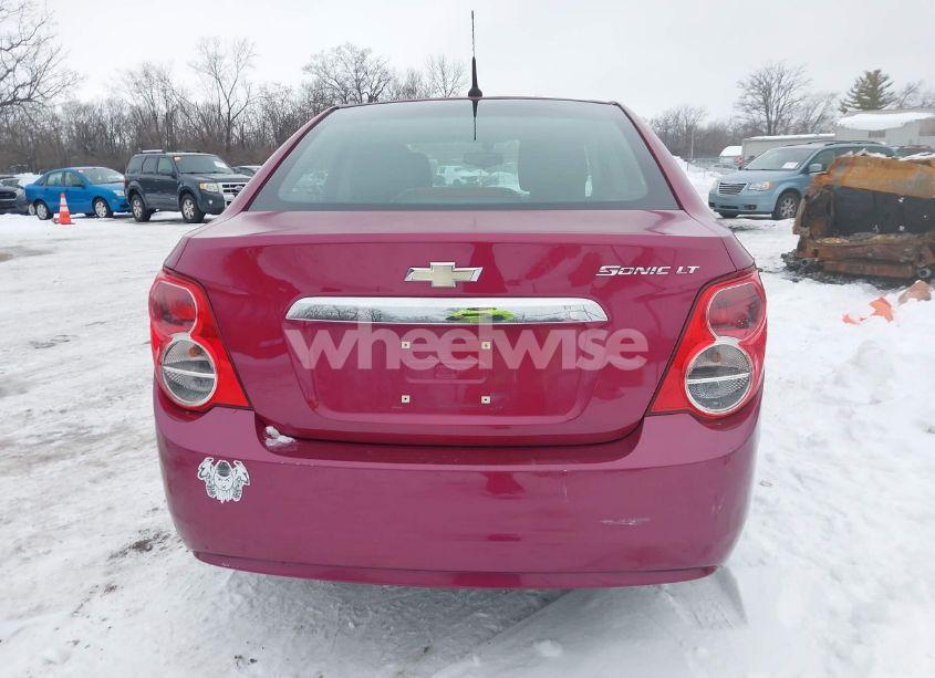 Photo 16 of 2014 Chevrolet Sonic LT AUTO (VIN 1G1JC5SH2E4110973)