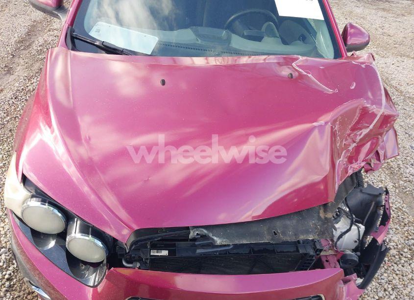 Photo 19 of 2014 Chevrolet Sonic LT AUTO (VIN 1G1JC5SH2E4110973)