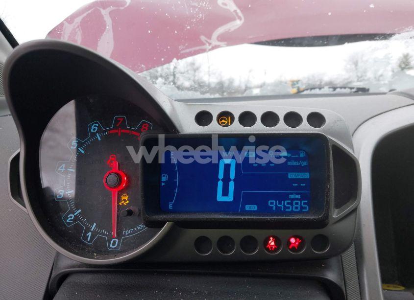 Photo 7 of 2014 Chevrolet Sonic LT AUTO (VIN 1G1JC5SH2E4110973)