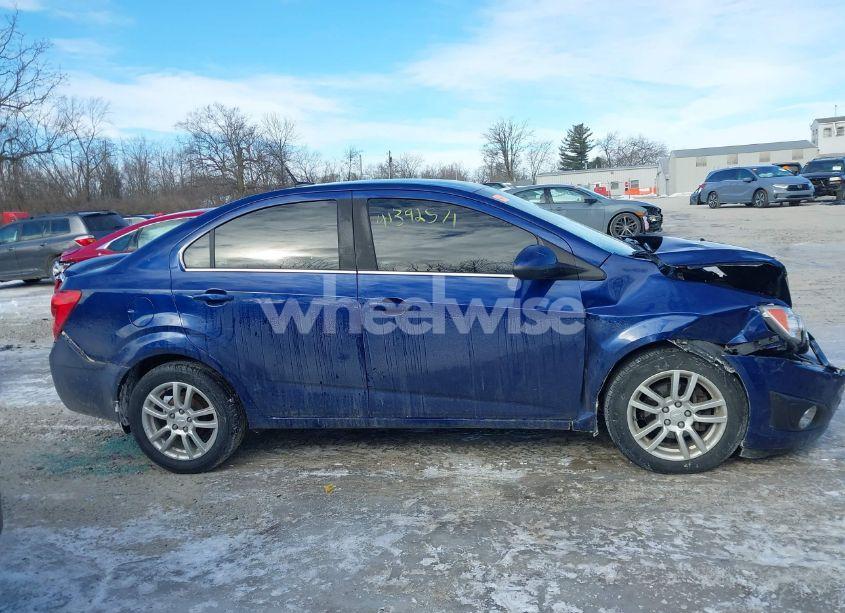 Photo 14 of 2014 Chevrolet Sonic LT AUTO (VIN 1G1JC5SH2E4151376)